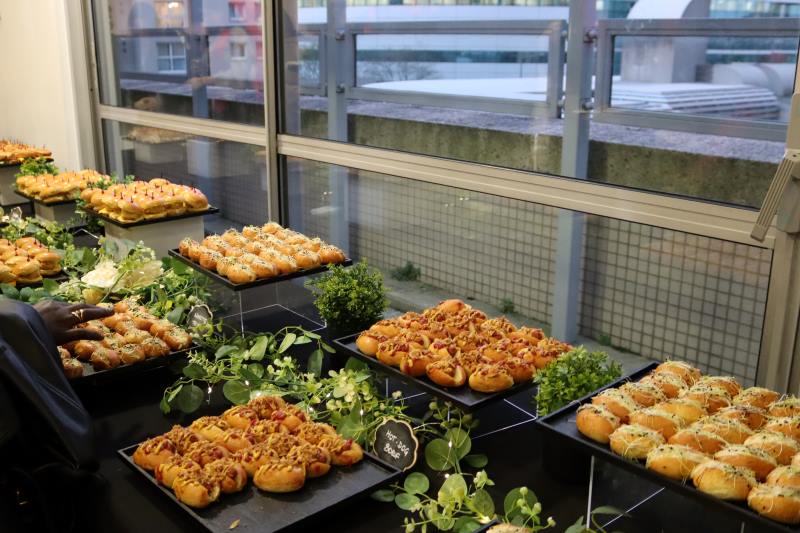 Table de petits fours